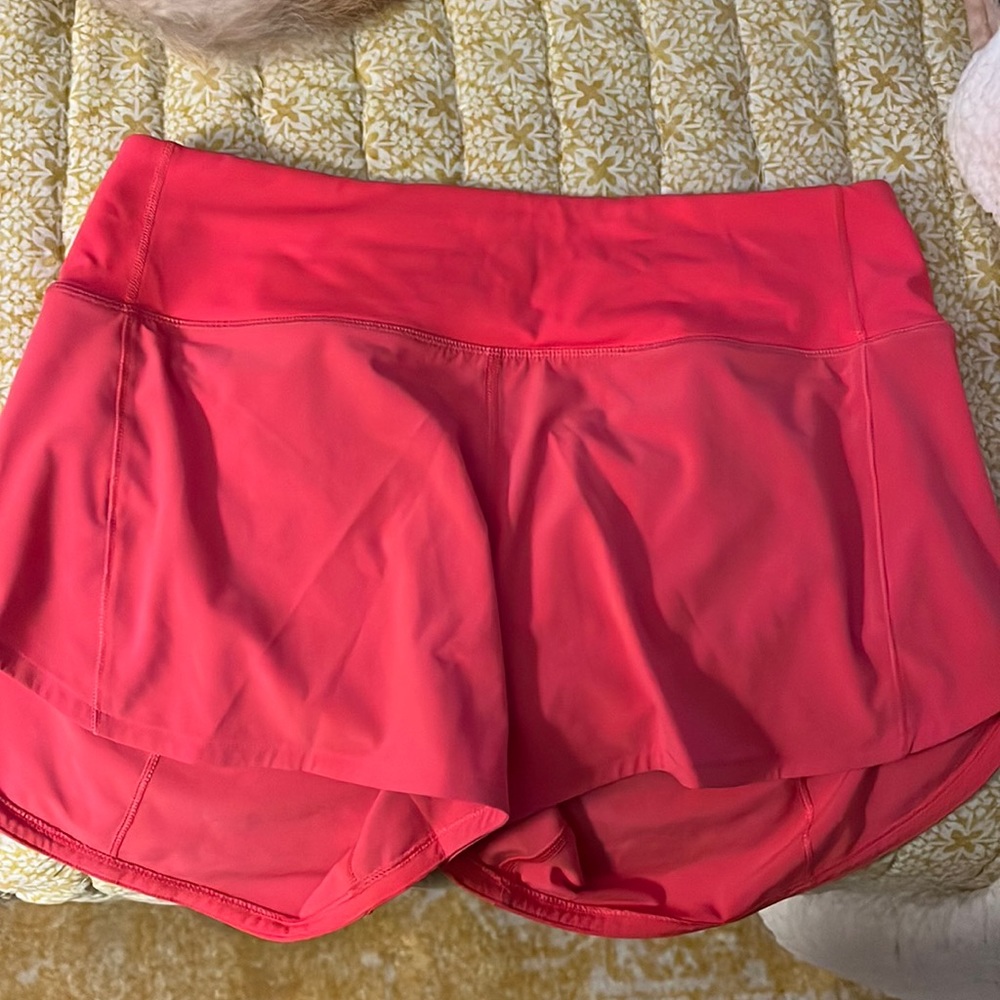 Lululemon Speed Up shorts 4inch